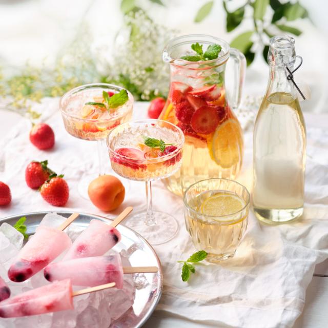Fläderblomssaft, fläderisglass och flädersangria
