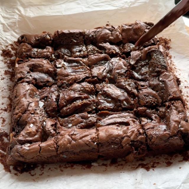 Brownie med kanelkola