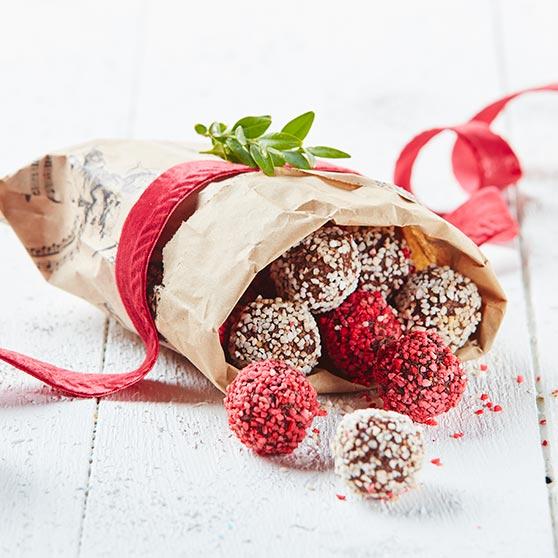 Christmassy chocolate balls