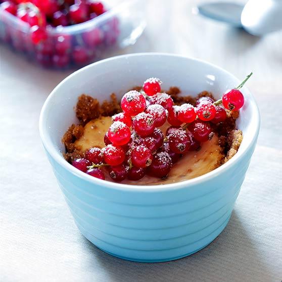 Dessertpaj med färska bär/frukter