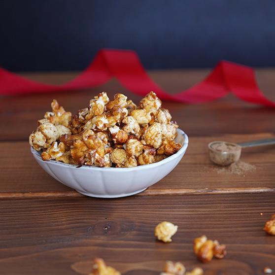 Karamellpopcorn med pepparkakskrydda