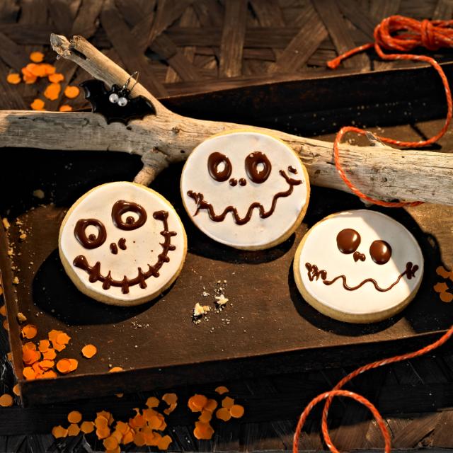 Läskiga Halloweenkakor