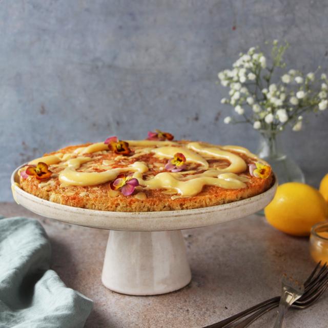 Mandelkaka med lemon curd