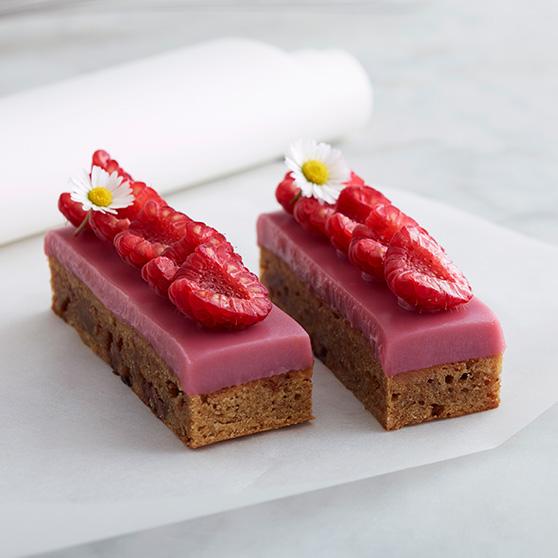 Nötkaka med hallonganache