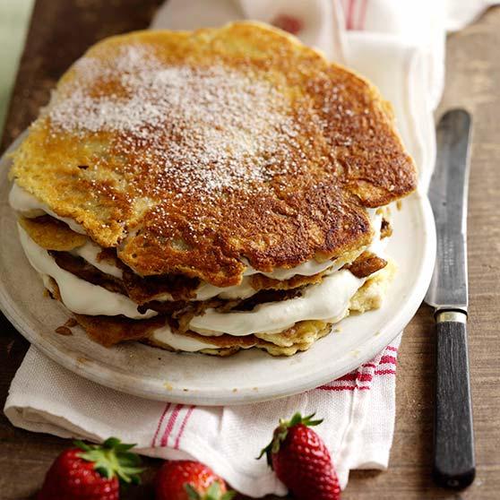 Lyxig pannkakstårta med bananfyllning