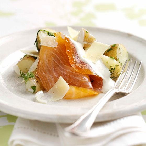 Marinated potatoes with freshly smoked salmon