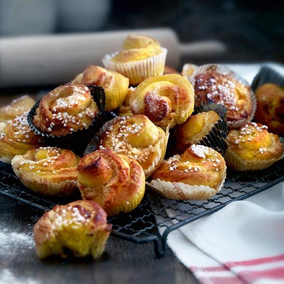 Saffransbullar med vit choklad