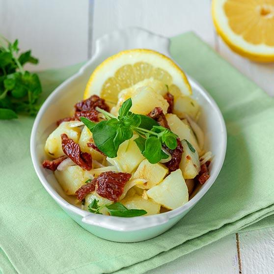 Potato salad with lemon